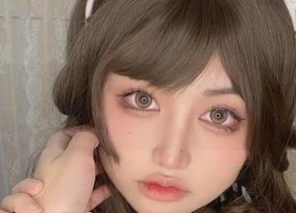 够了！又被芊川一笑MNK的吊带照片美到不行，精选中的精选！