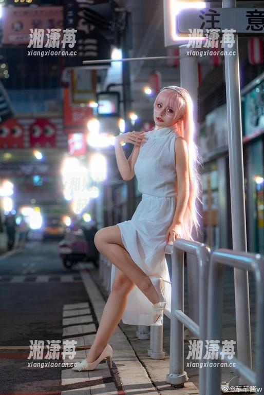 芊芊酱w 芊芊酱w和她的护士梦——套图合集,一起来做‘病人’吧!