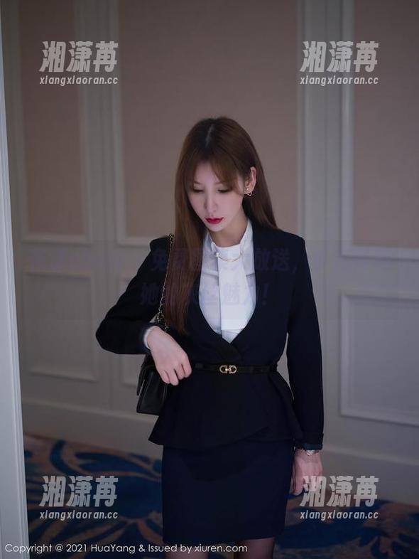 花漾show-小海臀 花漾show - 免费图集大放送,小海臀和她的灰丝魅力!