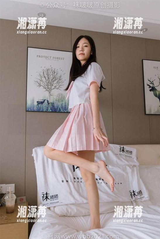 袜啵啵-小甜豆 袜啵啵 - 看看小甜豆这全套OL制服,图片里的细节简直让人心动不已!