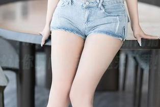 语画界 - Angela小热巴全新高清，裤里丝让你瞬间心动，速来下载！