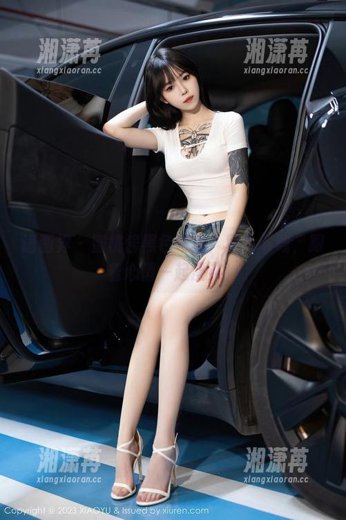 语画界-蜜桃酱 语画界 - 蜜桃酱黑色写真:图片下载,跟着心情一起漫游!