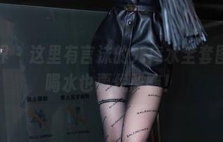 语画界 - 这里有言沫的死库水全套图包，喝水也要优雅嘛！