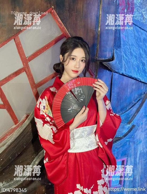 轩子巨二兔 微密圈 - 轩子巨二兔的图集:白色马油袜背后的神秘故事,在线等你来探!