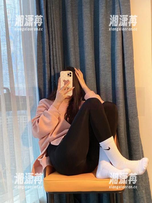 软妹小九九 微密圈 - 软妹小九九之教室:写真作品集,课本里藏着她的叛逆