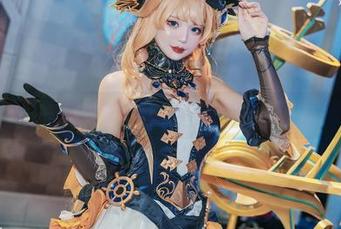 水手服私房流浪：雪猫的温暖瞬间