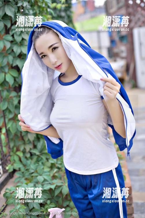青豆客-谭晓彤 青豆客 - 青春不打折,谭晓彤校服最新图库等你来翻阅!