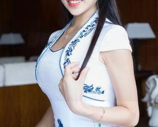 青豆客 - “谭晓彤制服”最新美图，今晚又得熬夜思考怎么把平常的工作服穿得这么有气质！
