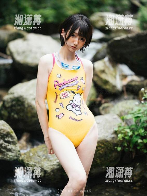 快来围观魔物喵nigisa的魔法秀！高清女巫COS写真，让你流连忘返！